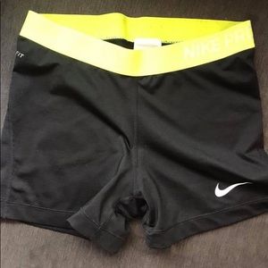 Nike Pro